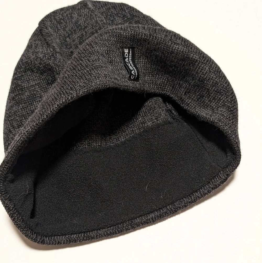 CASCADE Mountain Tech Gray Knit Beanie - Picture 3 of 4